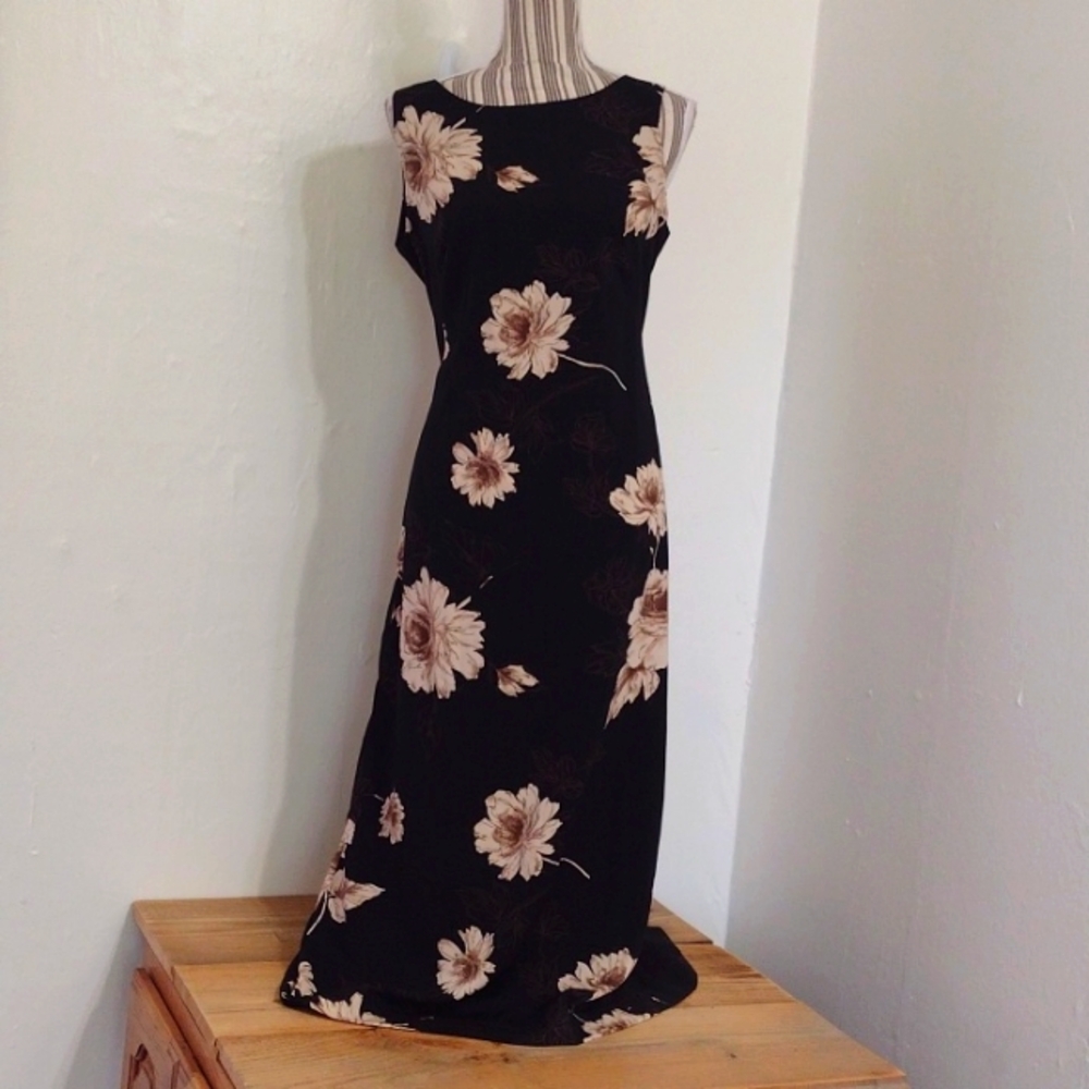 Vintage Studio 1 Black Floral Sleeveless Maxi Dress Size 8 Fits Size M